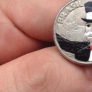 12 Awesome Paintings on Coins.