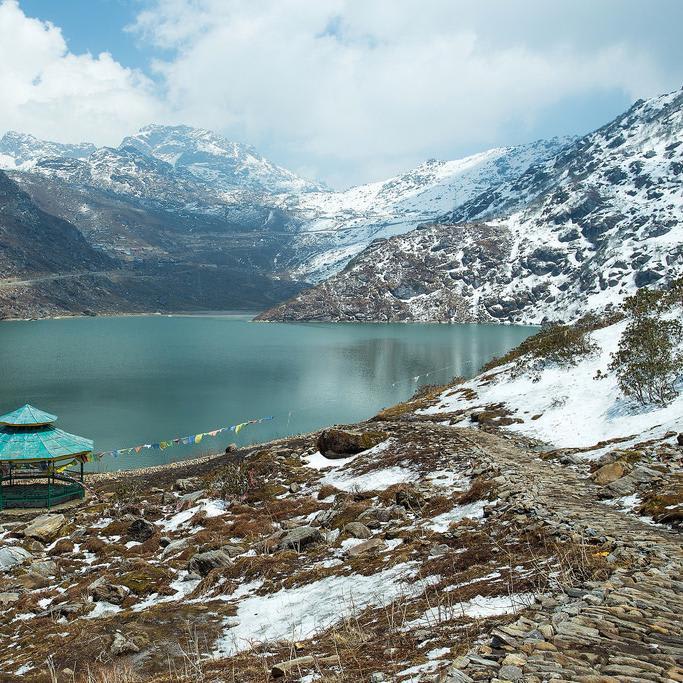 Tsomgo Lake or Changu Lake - Travel Agent for Sikkim, Sikkim Tour Packages, Lakes Near Gangtok