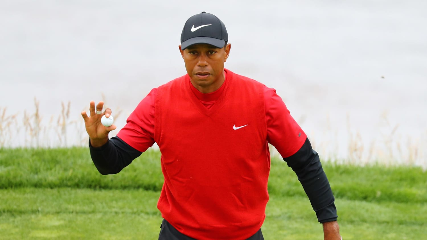 Tiger Woods fights off another 'crappy' start, finishes on a high note at U.S. Open
