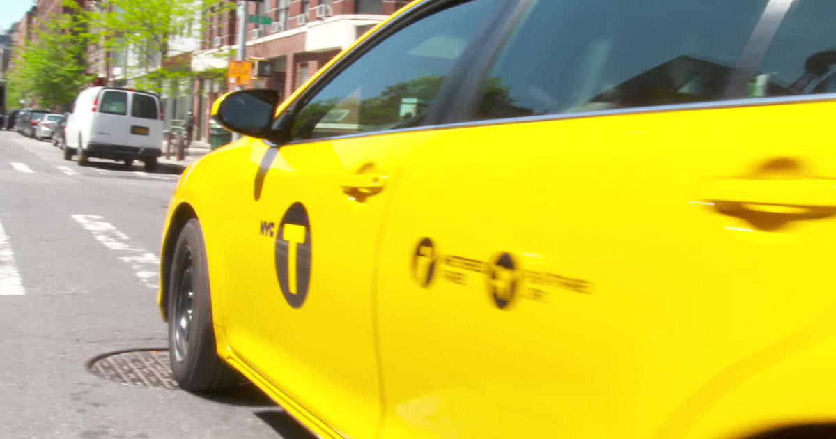 With pandemic, NYC taxi drivers' livelihoods hang in the balance