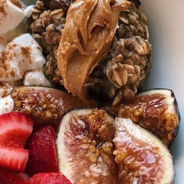 These Are the 5 Healthy Breakfast Recipes That Help Make Me a Morning Person