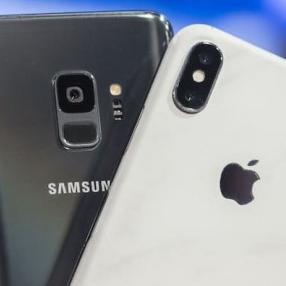 Android Vs iOS - Android users prefer older iPhone models - Why?