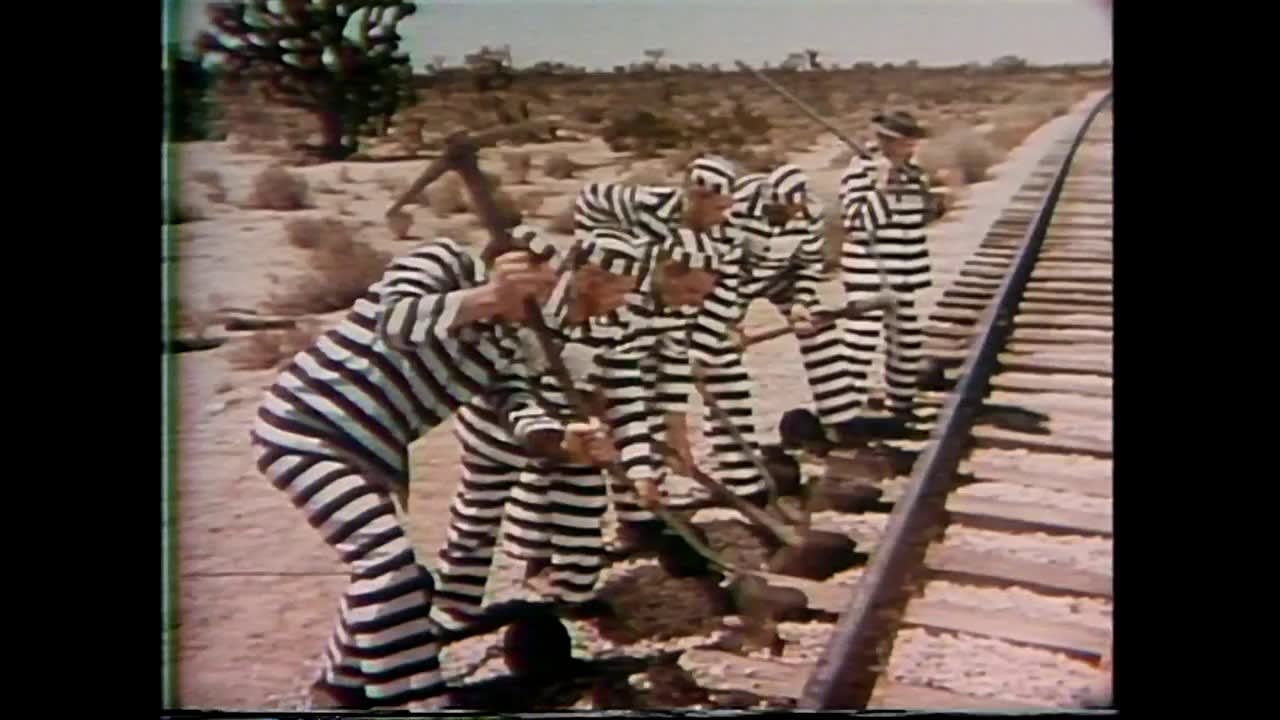 All Star Character Actor Pontiac Commercial (1969) Convicts played by ~ Lon Chaney Jr ~ Leo Gorcey ~ Mike Mazurki ~ Elisha Cook Jr ~ Robert Strauss ~ The Lawman is Played by Broderick Crawford [1:00]