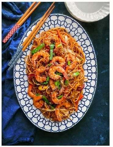 Shrimp Chow Mein - Lo Mein Recipe (7 Easy Ingredients Swap)