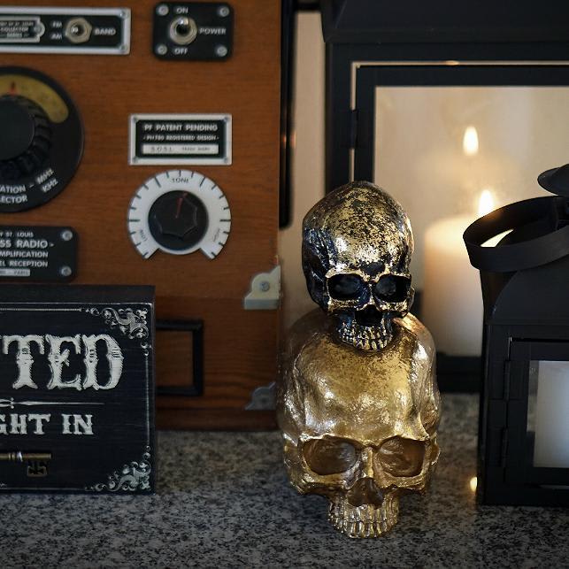 Classy Halloween Decor Ideas That Bring Your Home To Life - Inspirations and Celebrations