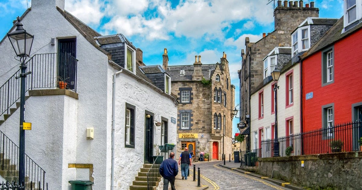 Discover Scotland: Photo Walk in South Queensferry