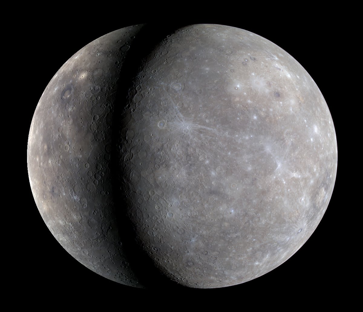 A new blog analyzes image composites of two flyby views of Mercury from the MESSENGER spacecraft and other data. Could it be that the planet has not cooled and shrunken as much as previously thought? Read now: