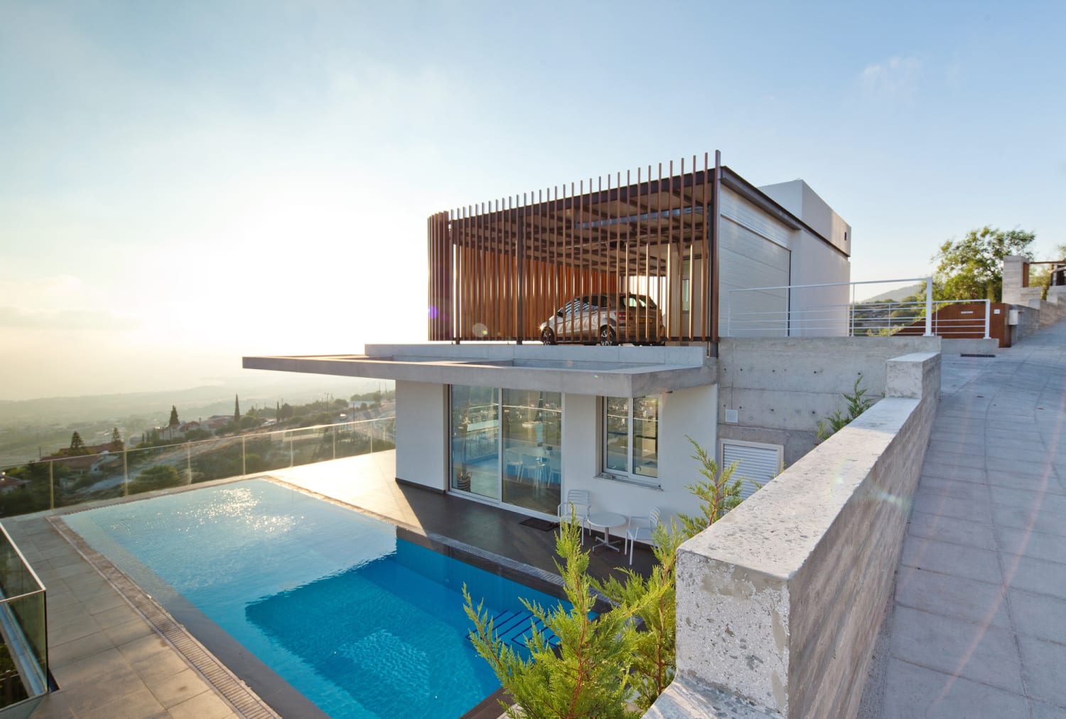Concrete and Stone: New Homes Reinterpreting Tradition in Cyprus