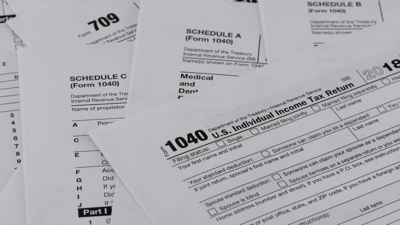 How To Deduct Stock Losses From Your Taxes