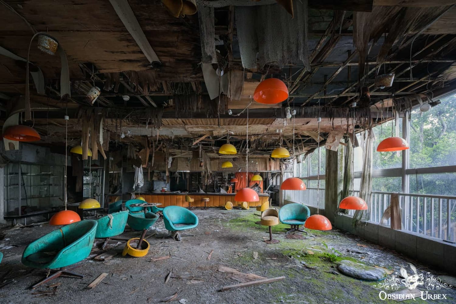 Abandoned ruins of a 1970s hotel lobby in Japan