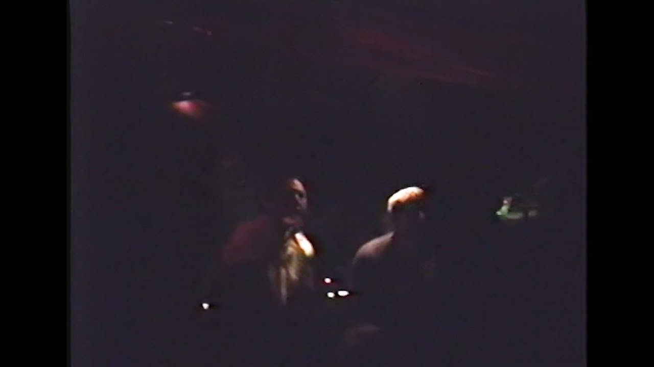 Dave Grohl performing Scream's "Human Behavior" with Zach de la Rocha on vocals (1994)