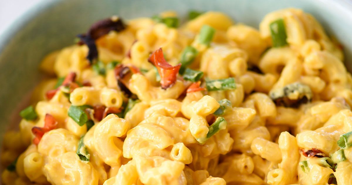 This Butternut Squash Mac and Cheese Is Fall Coziness In a Bowl
