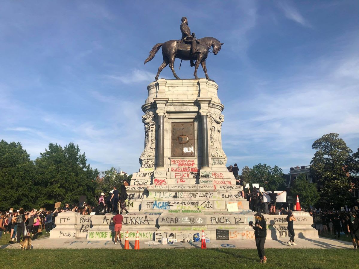 Removing Confederate Monuments
