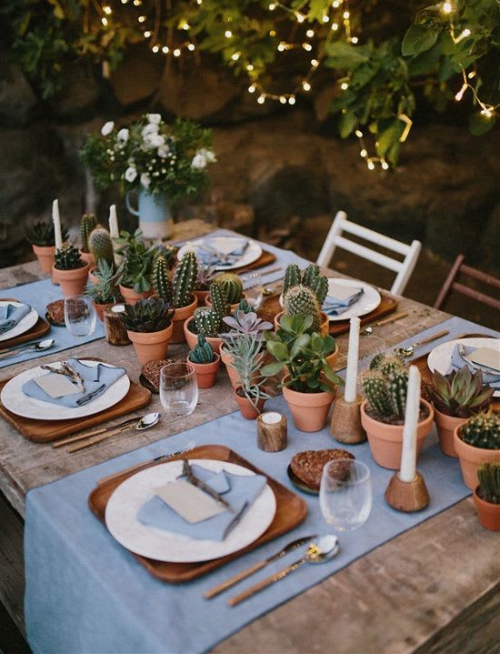 15 Beautiful Tablescapes That are Easier To Do Than They Look
