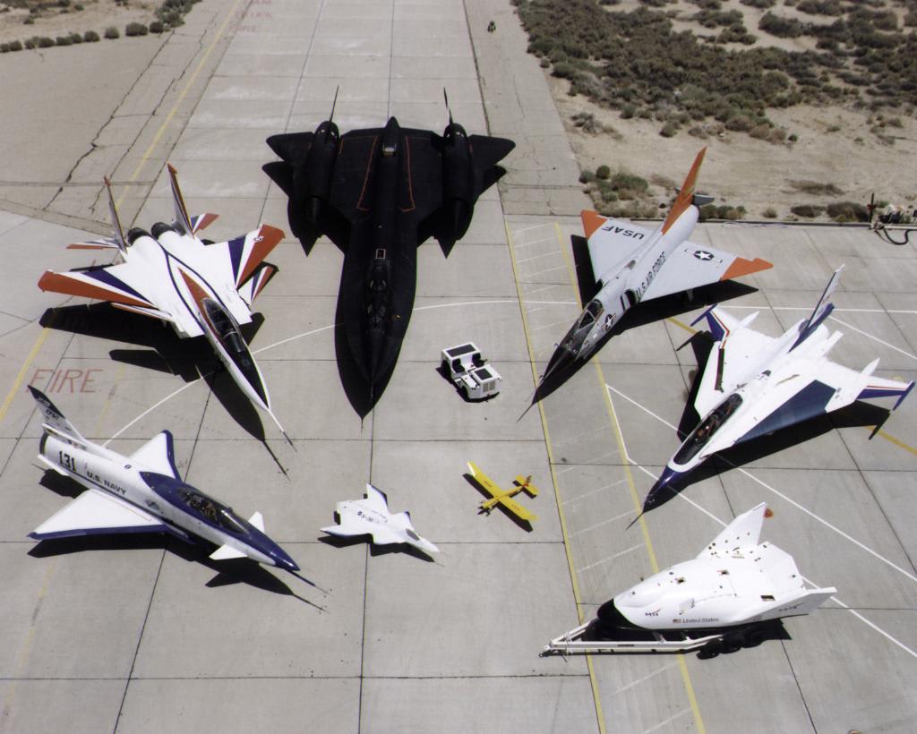 TBT to this photo with a collection of NASA's research aircraft, taken on this day in 1997 at the Dryden (now @NASAArmstrong) Flight Research Center. Test your knowledge - can you name them all? Comment below! 👇