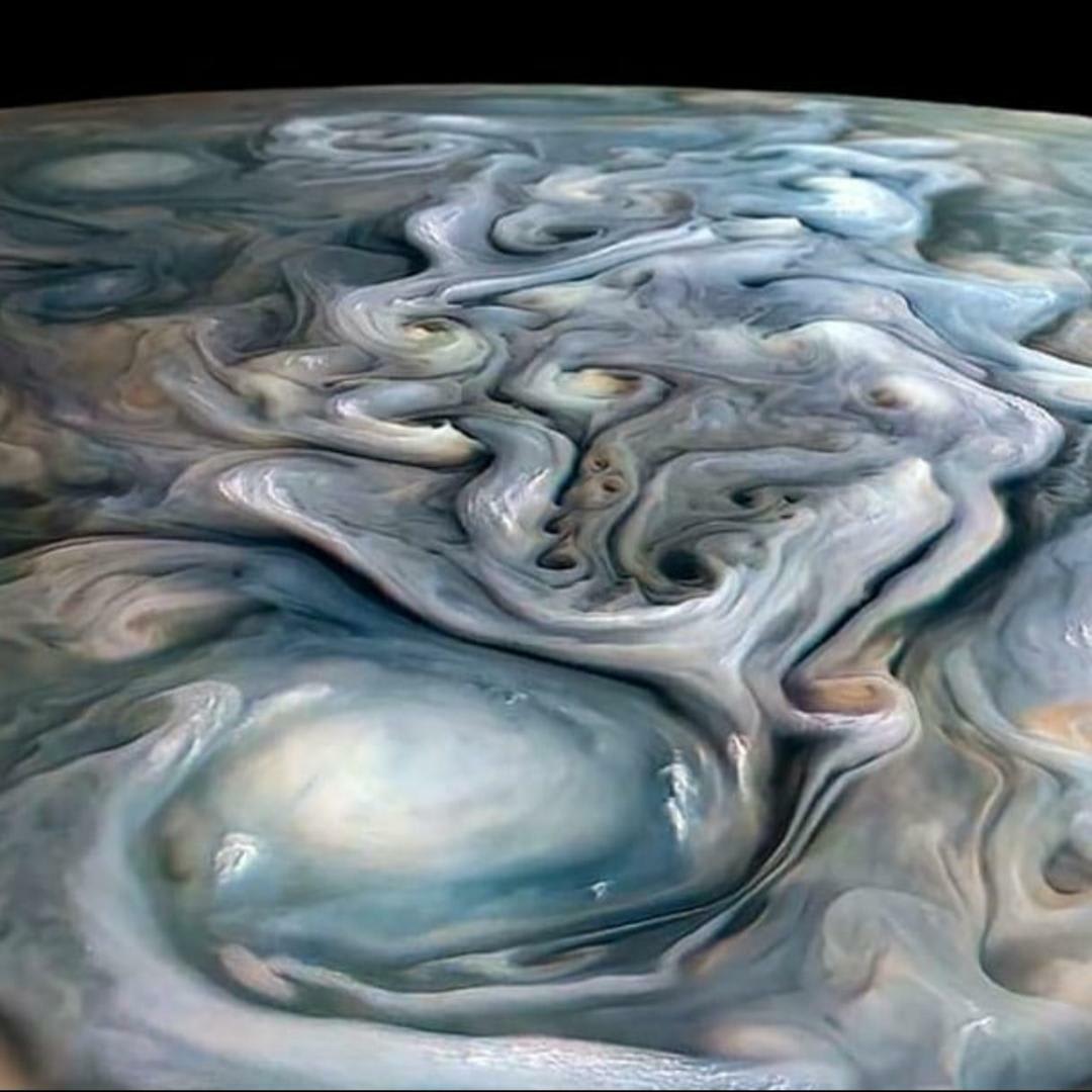 Stunning picture of Jupiter by Juno probe