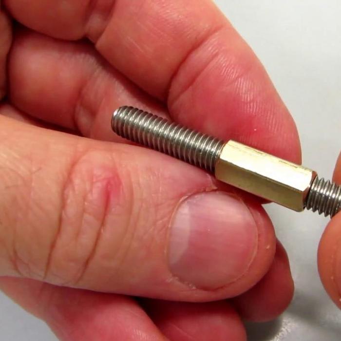 An Impossible Screw That Will Only Turn Clockwise