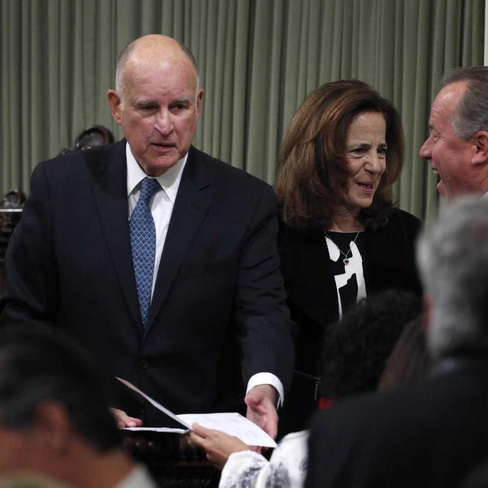 California governor blocks later school start time mandate