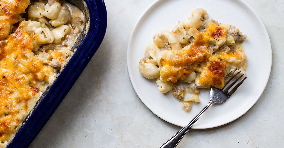 Our 8 Best Macaroni and Cheese Recipes Because Nothing Is Better Than Cheesy Pasta