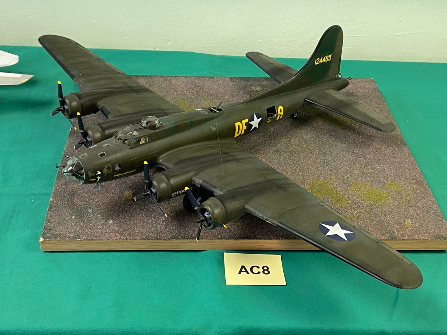 One of my favourite builds this year, The B-17F Memphis Belle. Revell 1/48.
