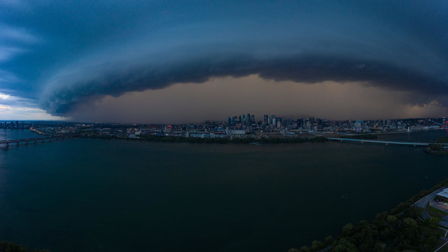 Wildest storm I've ever seen in Montreal. photo: Martin Reisch