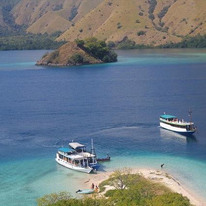 Island Hopping in Flores, Indonesia - Day 1 - TWO WORLDS TREASURES