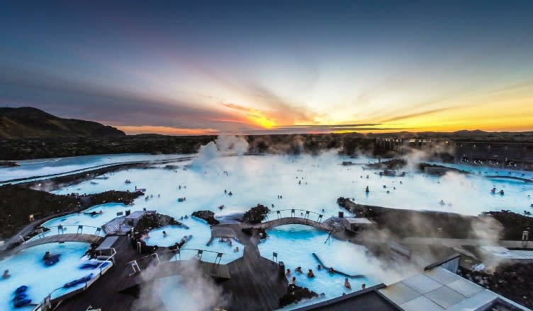 Iceland Blue Lagoon Travel Photos: These Magnificent Place Will Surely Be Added In Your Wanderlust List
