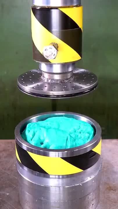 Extra Smooth Hydraulic Press Action