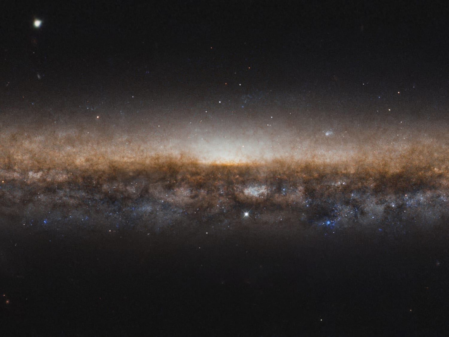 Hubble Captures Galaxy on Edge