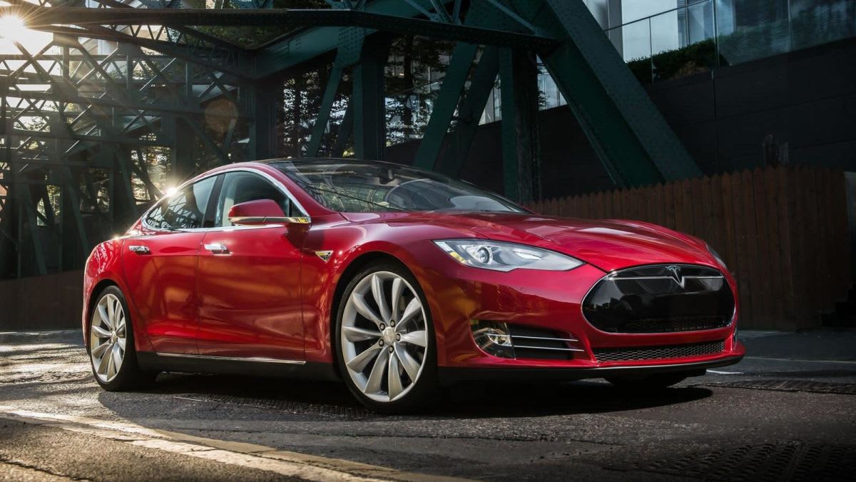 Ludicrous Is The Tesla Book To Beat