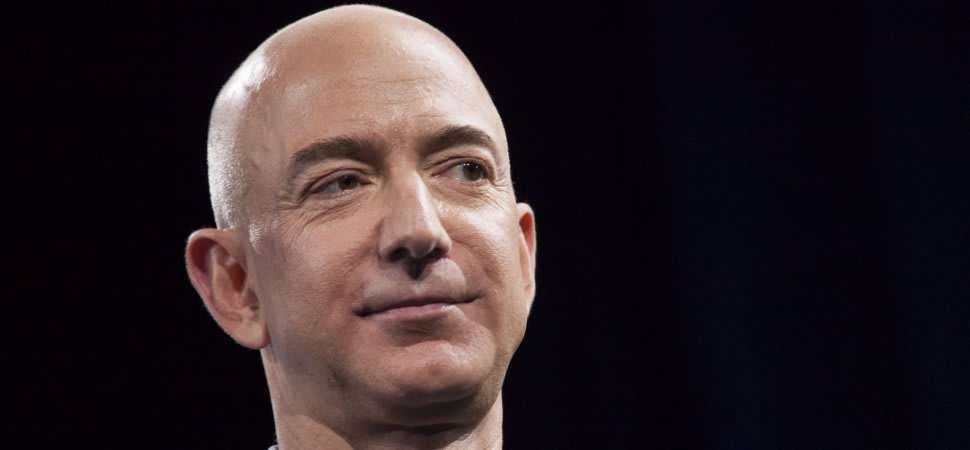 Jeff Bezos Gave an Amazon Employee Extraordinary Advice After His Epic Fail. It's a Lesson in Emotional Intelligence