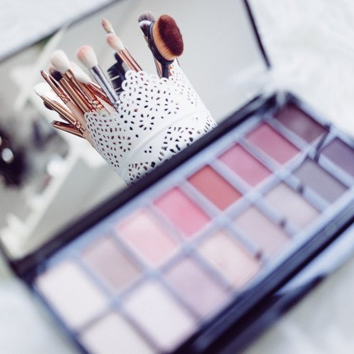8 Eyeshadow Palettes you need for Spring