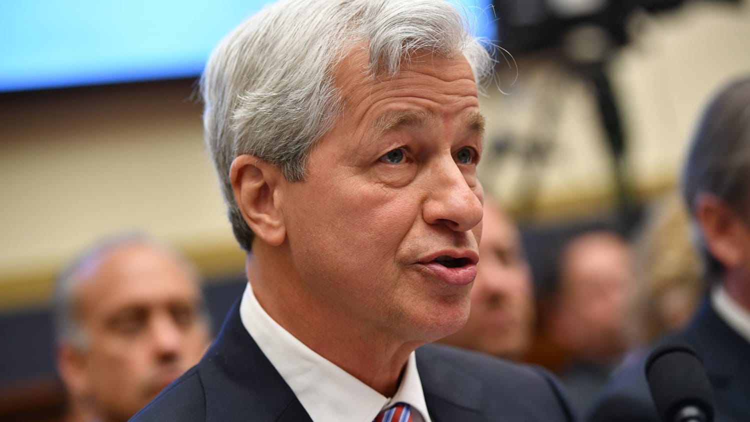 JPMorgan shares surge 8% after CEO says bank is "very valuable" at current prices