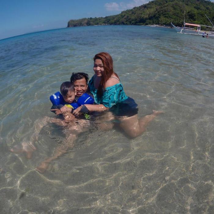 Luzoy Beach Resort at Locloc Bauan, Batangas
