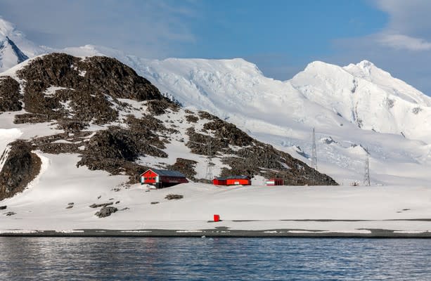 Antarctica records hottest ever temperature at over 18 degrees