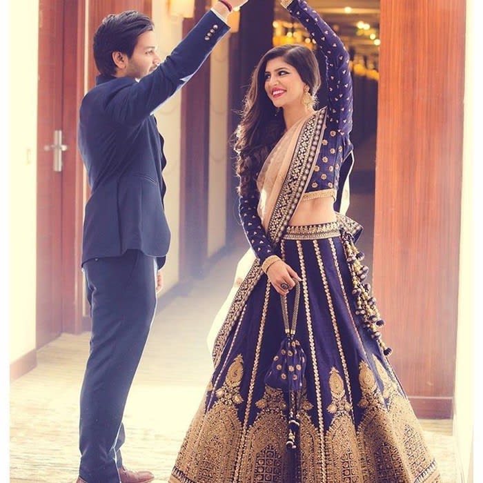 Smart Ways to Coordinate Bride and Groom Outfits!