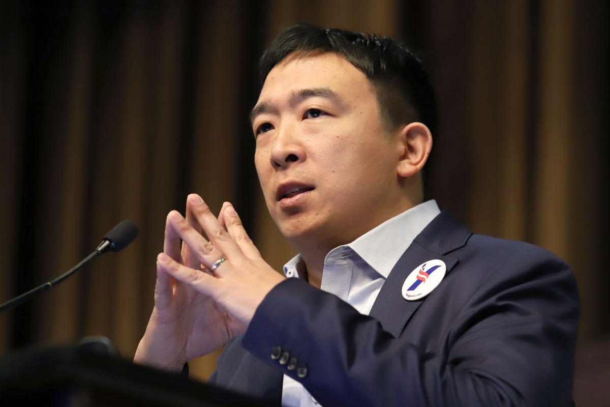 Should Andrew Yang Be President or Secretary of Labor? The Answer is President.