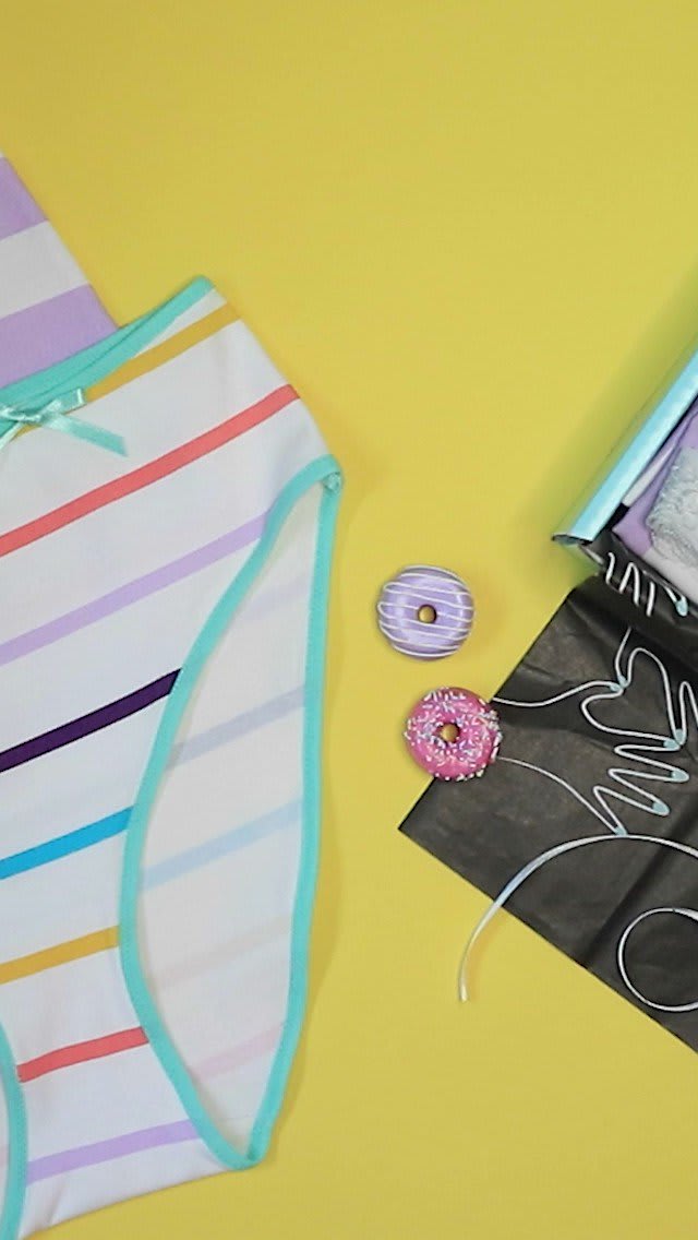 📦 GET YOUR KIT ON! 📦Iris Knickers kits are here: https://t.co/N6ZqC7O0j3 They include everything you need to sew yourself a gorgeous pair of Iris knickers, even down to the matching thread and satin ribbon for your bow. While stocks last 👀