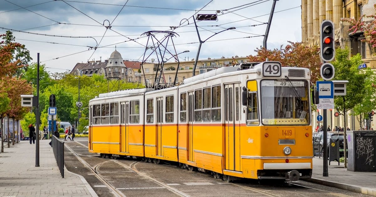 Public Transport in Budapest: Trams