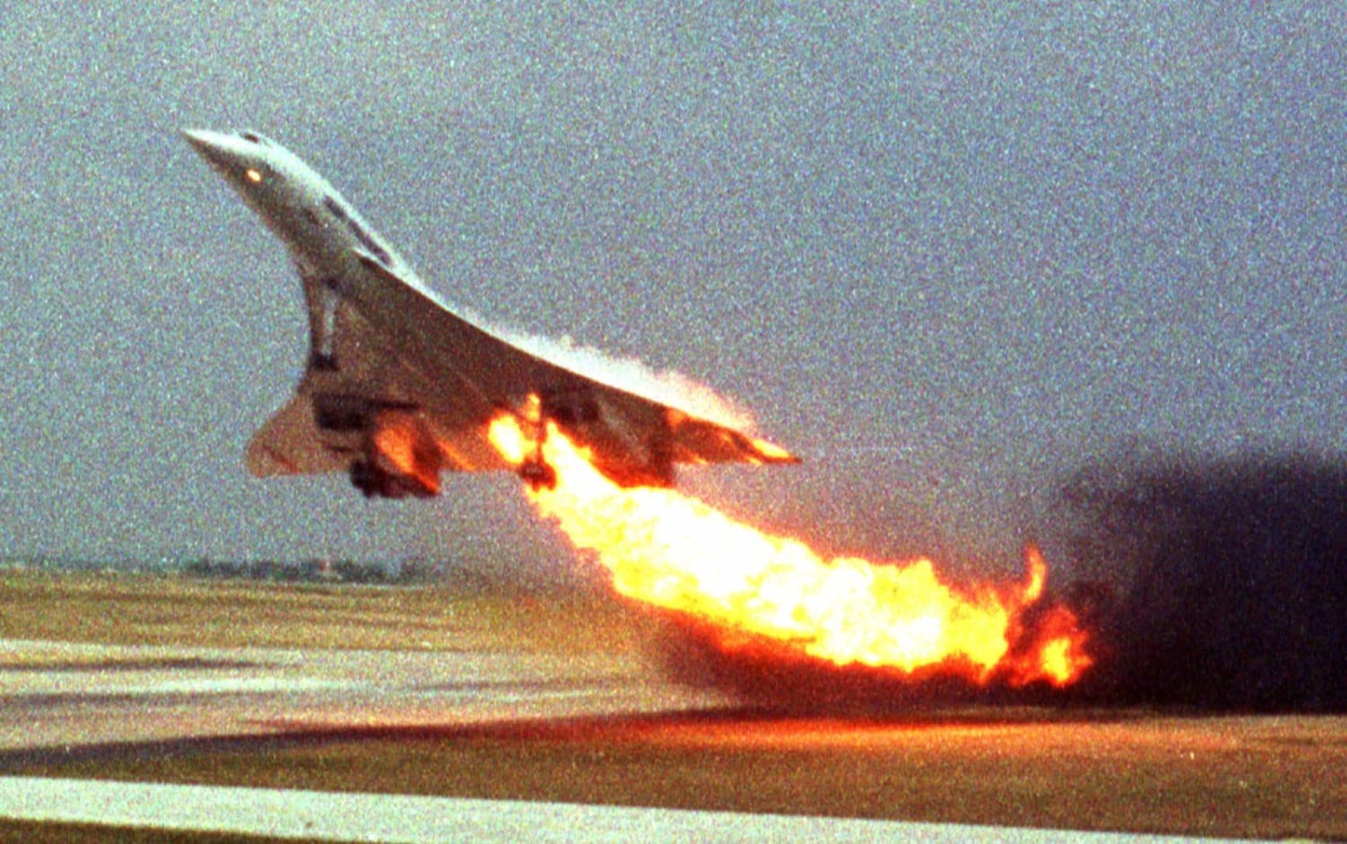 This Freak Aviation Disaster Brought Supersonic Idealism Down in Flames