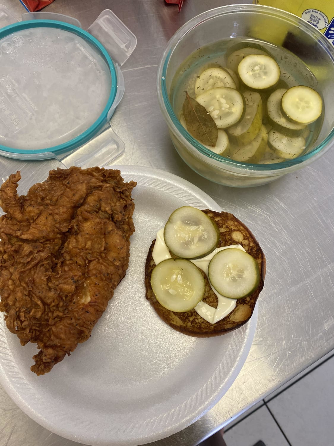 [Homemade] Hand battered fried chicken sandwich with homemade pickles on brioche bun