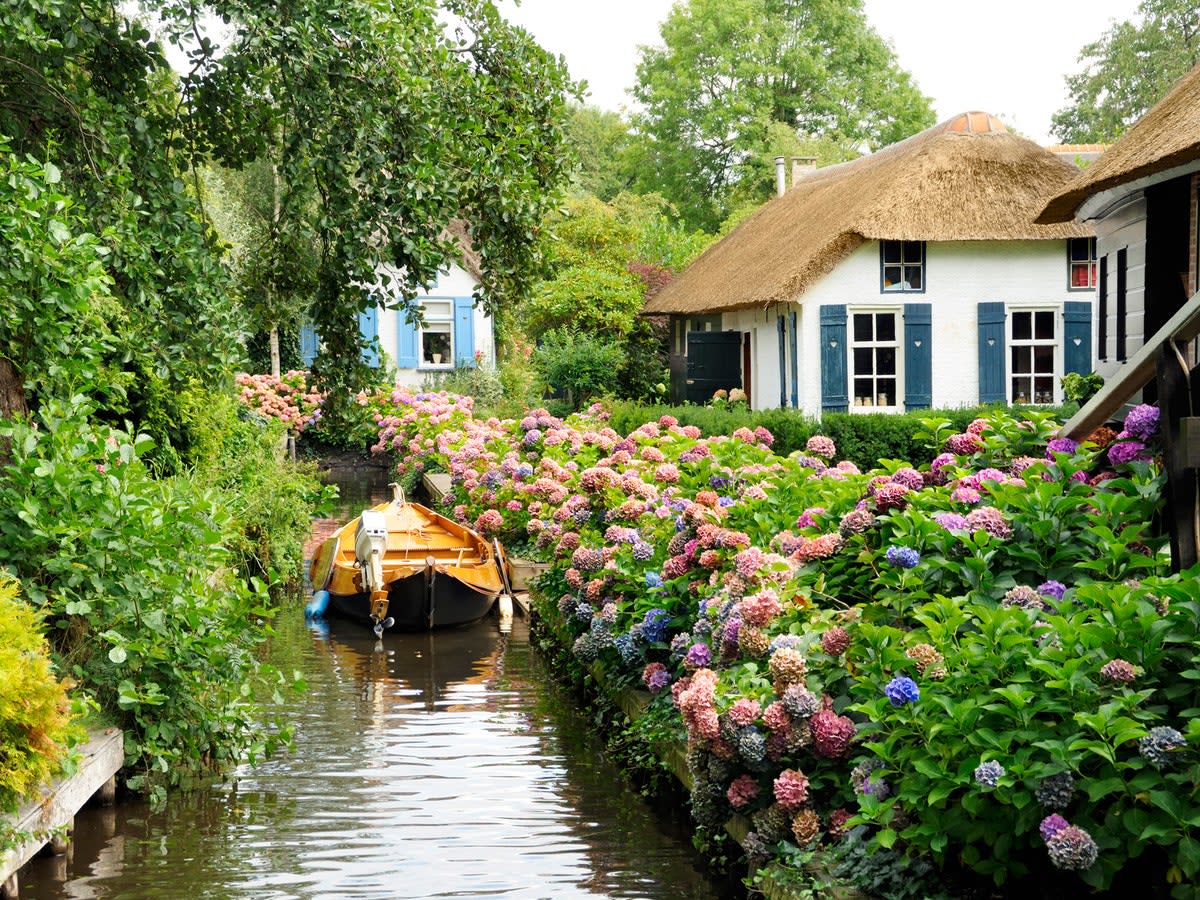 8 Beautiful Car-Free Places Around the World