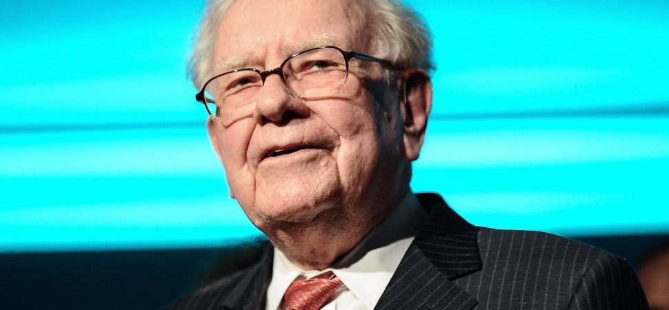 I Just Discovered Warren Buffet's 25/5 Rule and It's Completely Brilliant