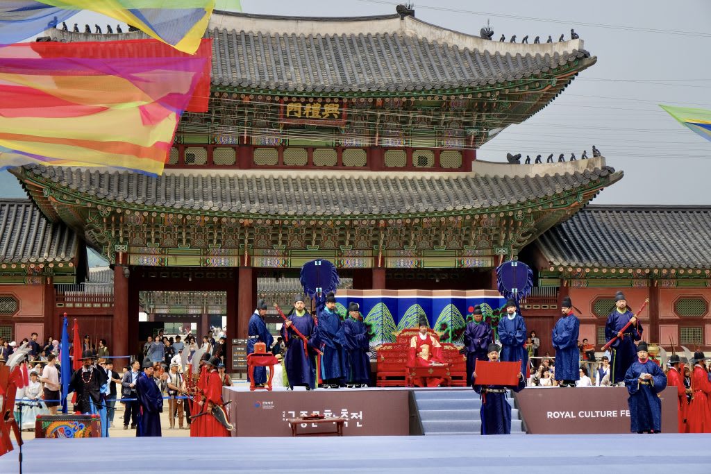 Spring Festivals in South Korea - all you can do and see
