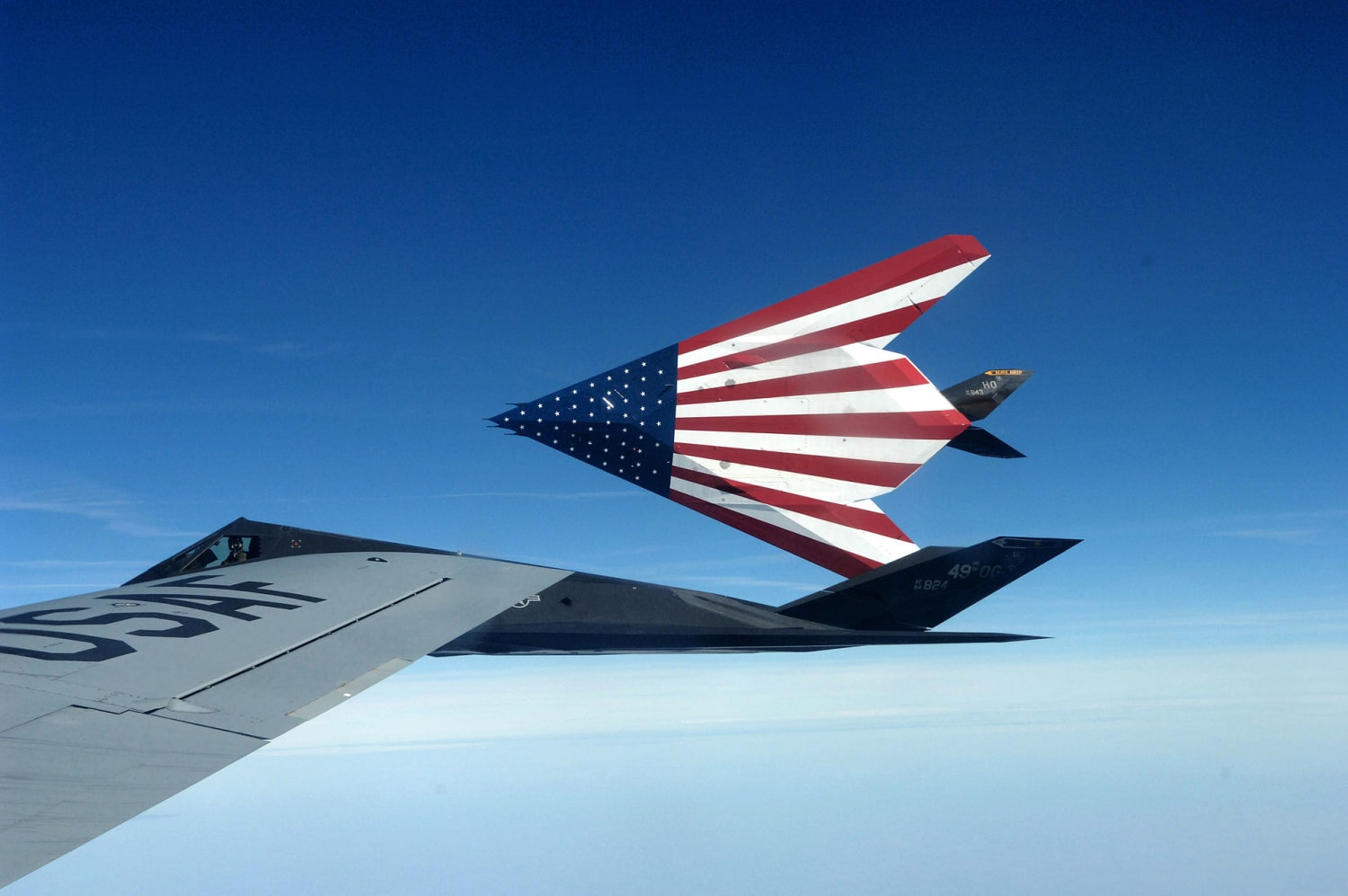 F-117 Nighthawk with a special paint job on the way to its last refuelling