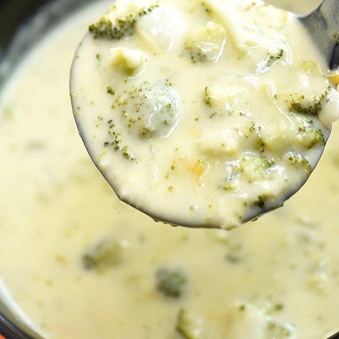 Easy Cheesy Broccoli Soup