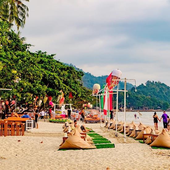 Most Stunning Beaches You Cannot Miss on a Thailand Honeymoon!