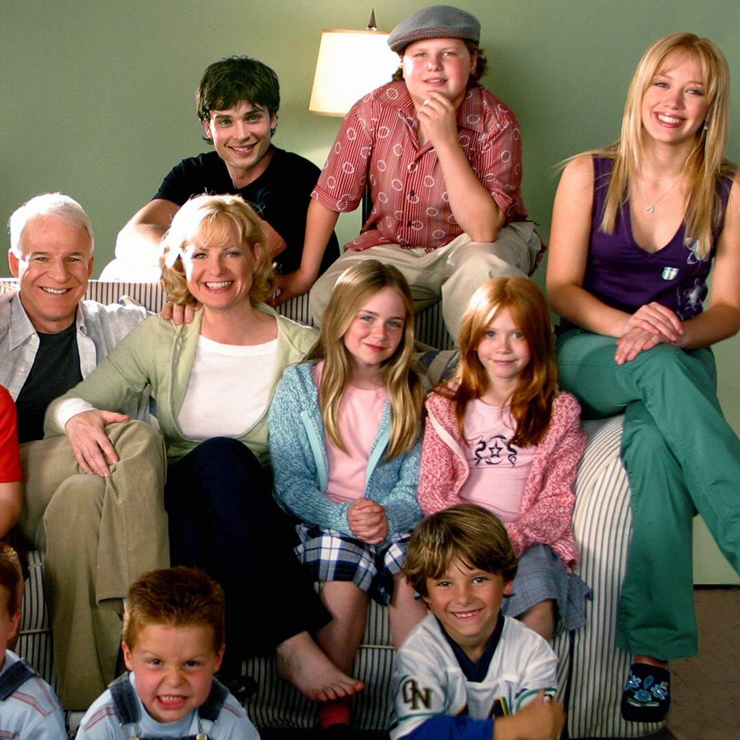 Hilary Duff and Her Cheaper By the Dozen Co-Stars Just Recreated These Iconic Scenes
