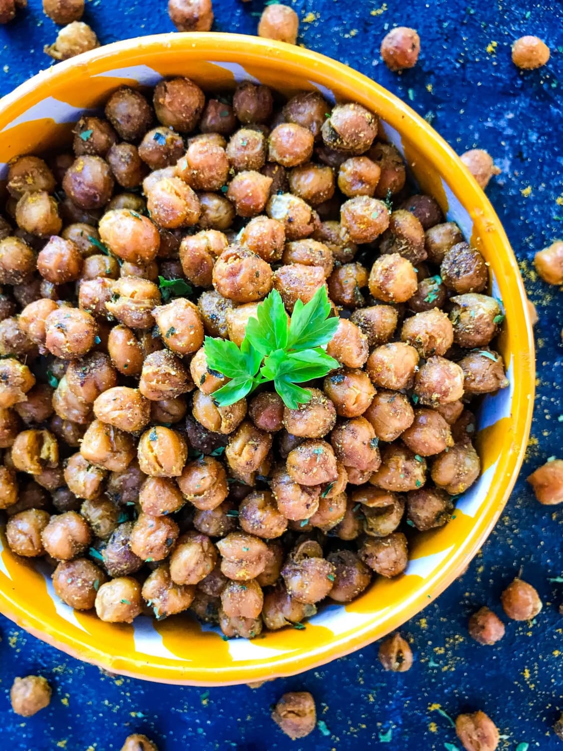 Ginger Curry Roasted Chickpeas