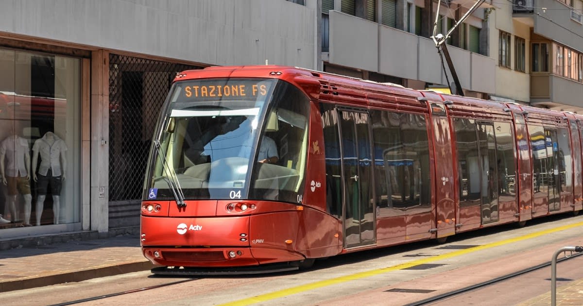 Public Transport in Mestre: Trams